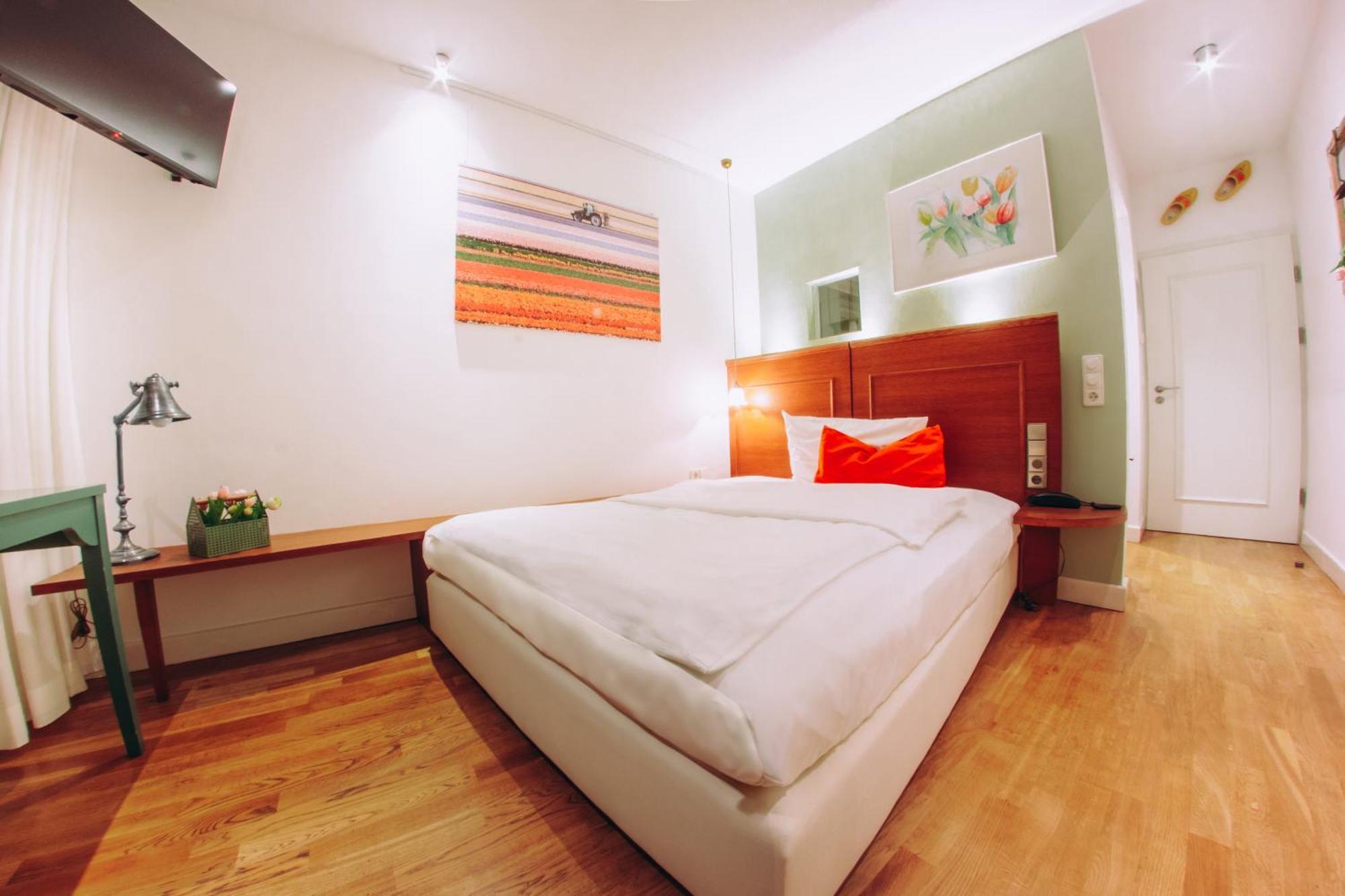 Hotel Zum Ochsen Oberstenfeld Ngoại thất bức ảnh